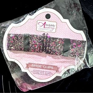 Absolutely Audrey shoe clips 👠